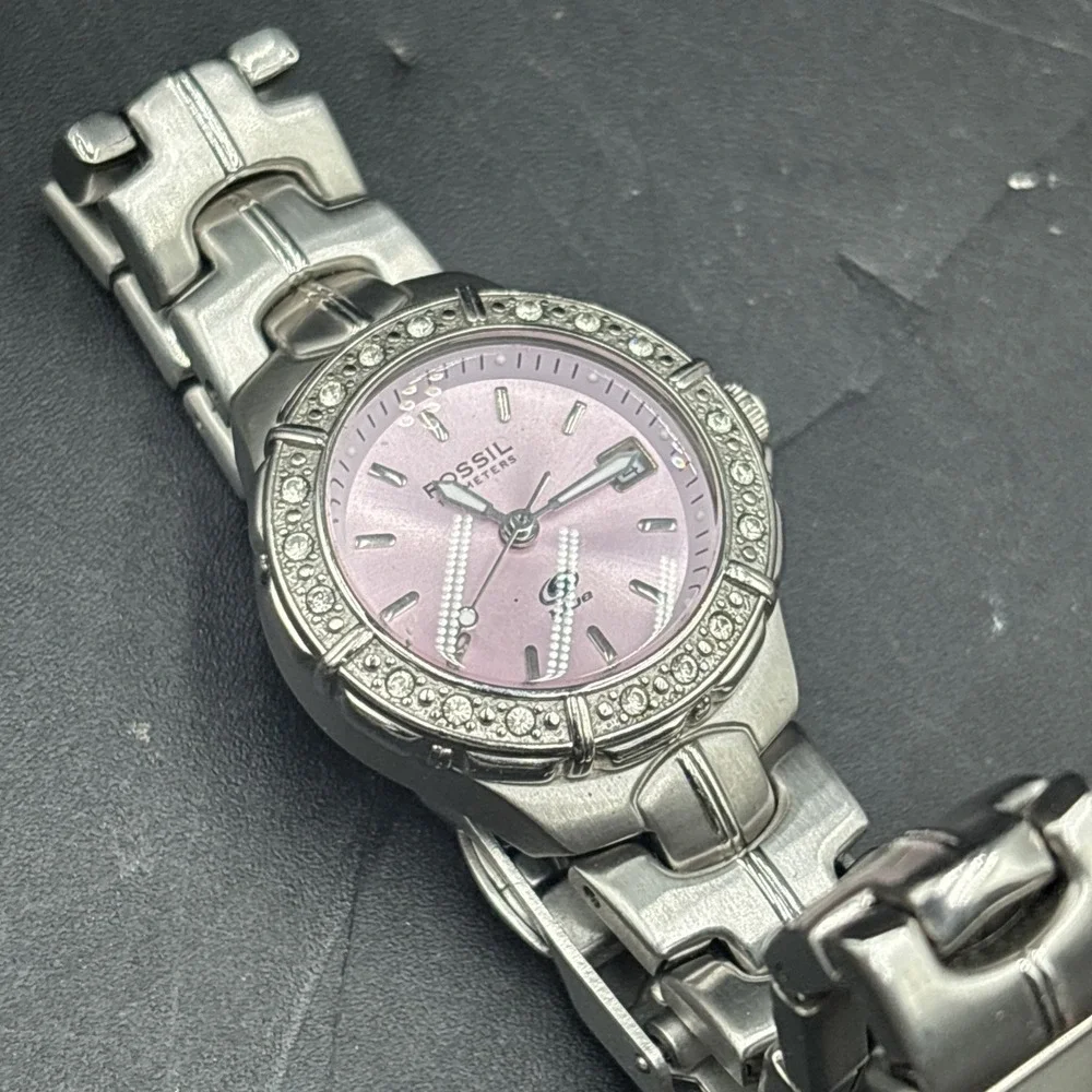 Lot Of Ten Women's Watches For Parts / Need Batteries Fossil Hello Kitty Mickey